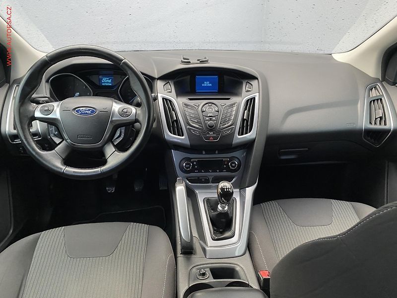 Ford Focus (2012) 1.6TDCi, ČR, AC, tempo - fotka 8 z 16