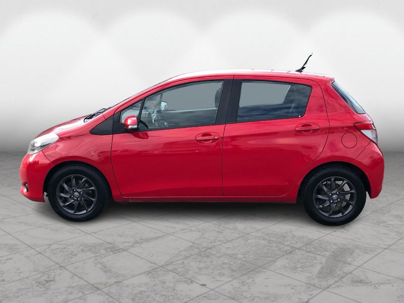 Toyota Yaris 1.33  VVT-i, Automat - fotka 3 z 28