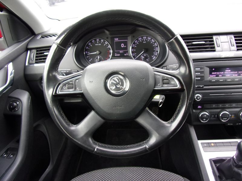 Škoda Octavia (2013) 1.6TDi 77kW DIGIKLIMA SPOTŘEBA - fotka 14 z 19