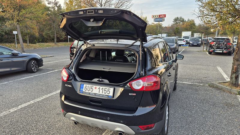 Ford Kuga (2011) 2.0 TDCi 4x4 Titanium, ČR - fotka 27 z 52