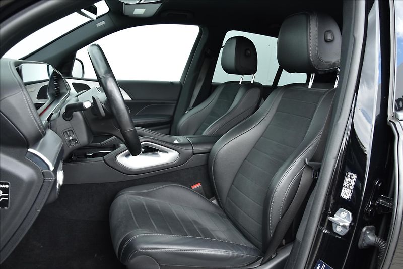 Mercedes-Benz GLE 400d 243kW 4MATIC AMG ČR - fotka 10 z 31