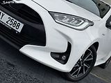 Toyota Yaris (2021) Hybrid / 1.5 VVT-i/ záruka - náhled 7