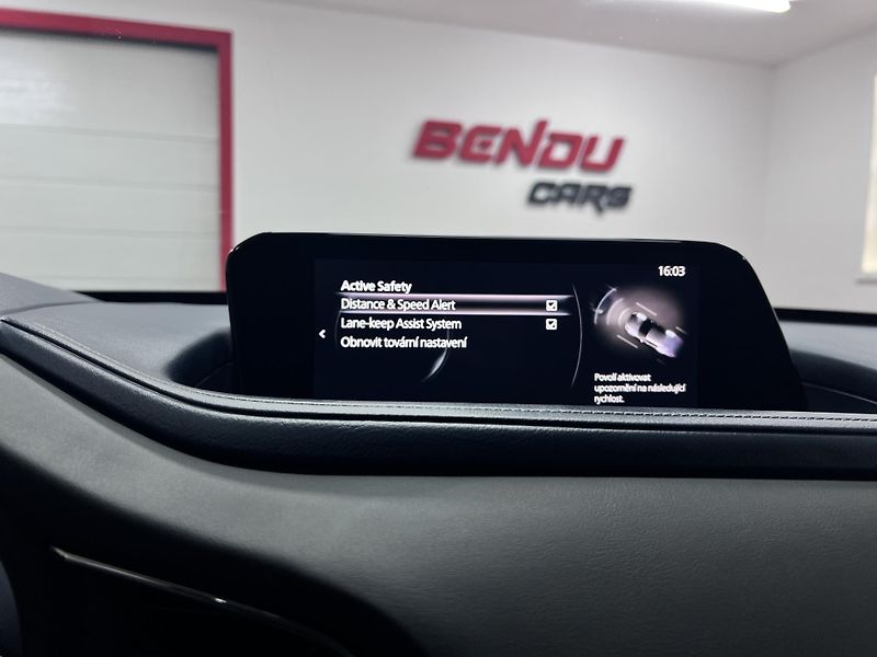 Mazda CX-30 2.0i Skyactiv-G 110 kW Bose - fotka 31 z 38