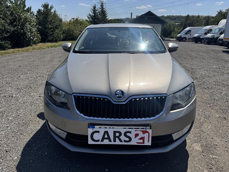 Škoda Octavia 1.6TDi,klima,nové v ČR - fotka 2 z 37