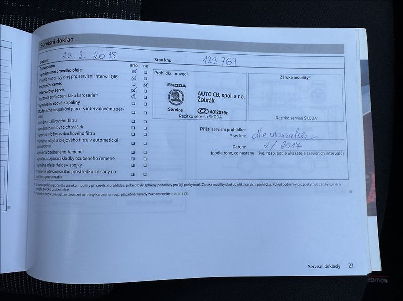 Škoda Octavia 2,0 TDI ELEGANCE tažné původČR - fotka 47 z 50