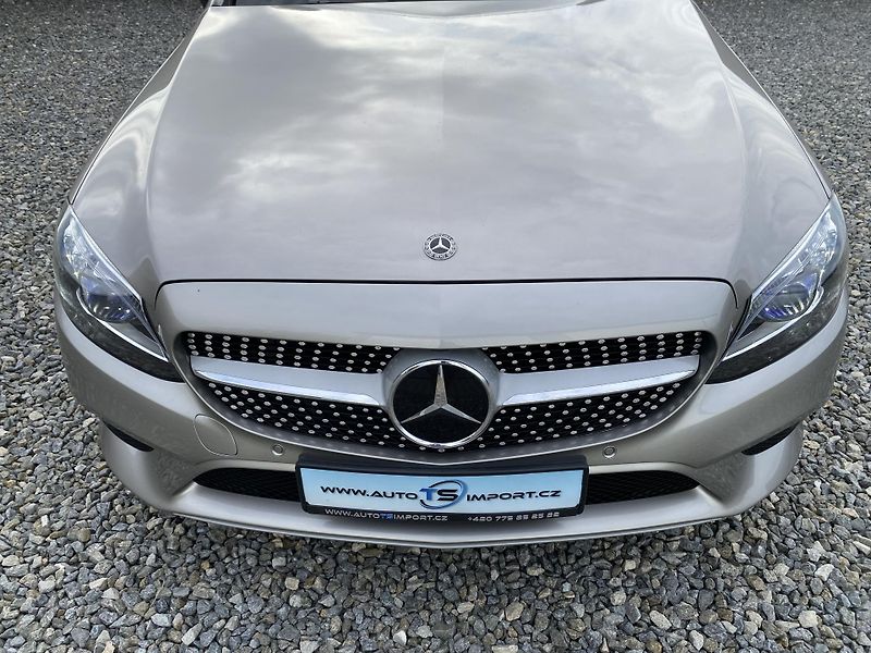 Mercedes-Benz Třídy C C 400 COUPE 4MATIC 51.000KM - fotka 66 z 149