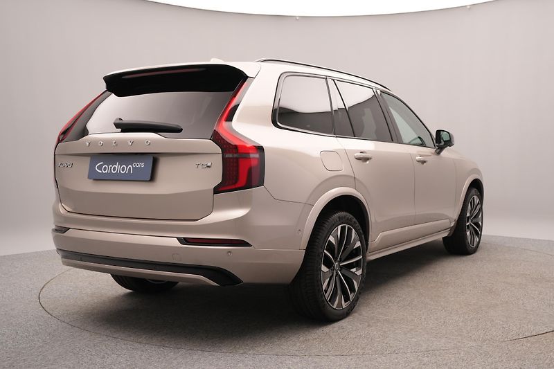 Volvo XC90 (2026) T8 AWD Plug-in DARK ULTRA 7 - fotka 12 z 29