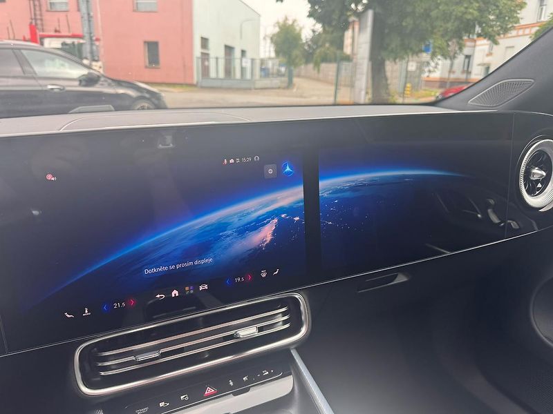 Mercedes-Benz CLA (2026) 200 Shooting Brake - fotka 15 z 21