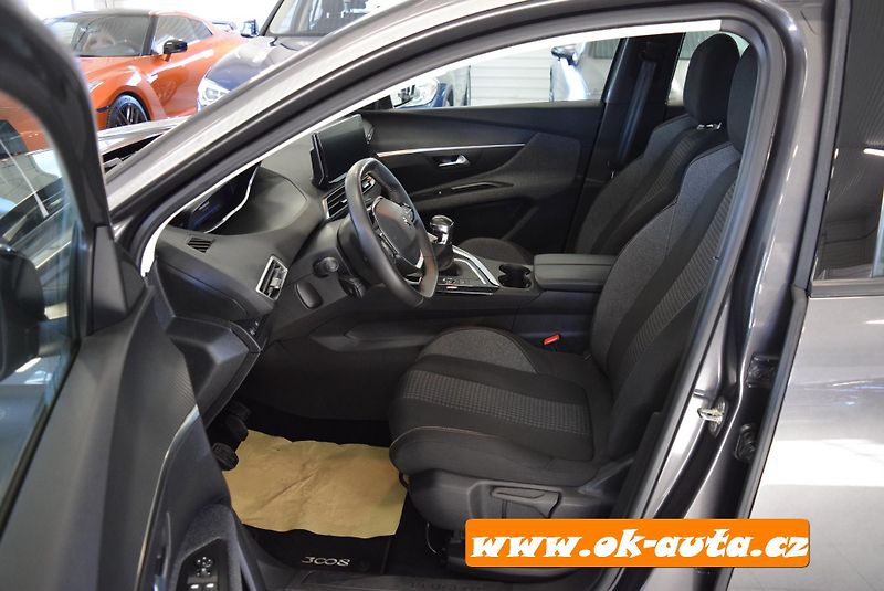 Peugeot 3008 1.5 HDI ACTIVE PACK 96 kW 2022 - fotka 13 z 61