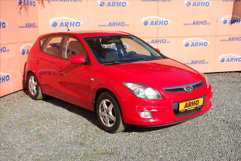Hyundai i30 1,4 i, ČR, SERV.KN., COMFORT. - fotka 1 z 34