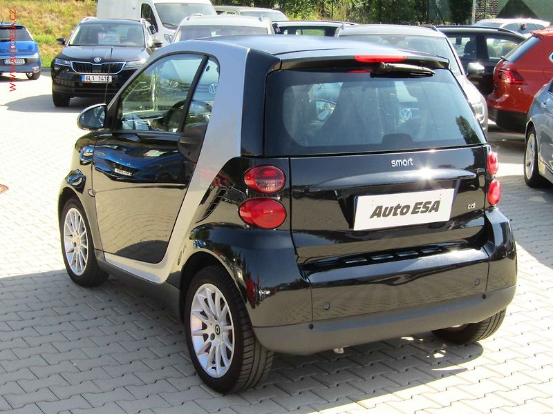Smart Fortwo (2010) 0.8CDi, AT, panor - fotka 6 z 13