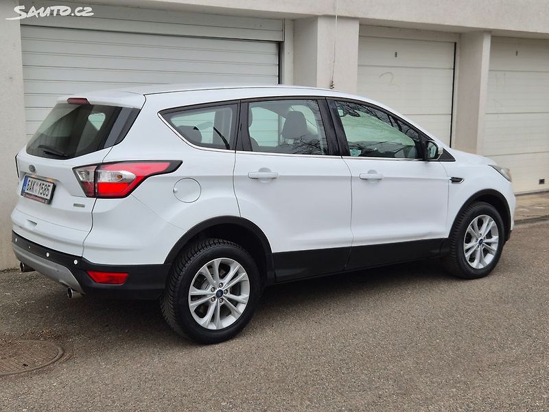 Ford Kuga (2017) 1.5i 110kw Nové ČR - fotka 9 z 30