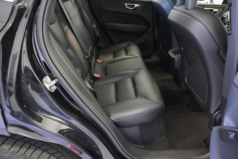 Volvo XC60 (2017) - fotka 24 z 29