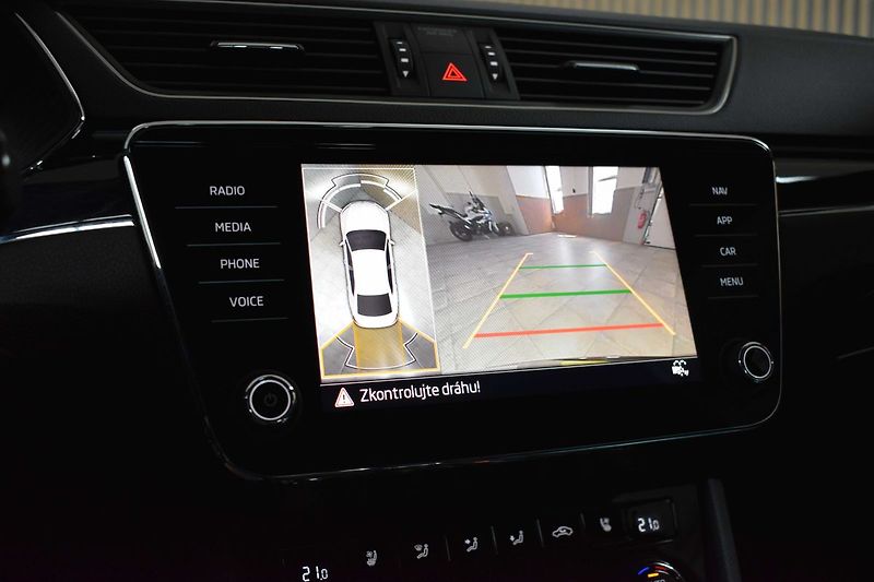 Škoda Superb TDI 147kW 4x4*L&K*WEBASTO*ČR 1 - fotka 29 z 48
