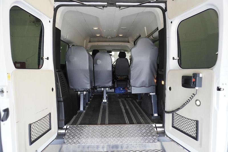 Fiat Ducato 2.3 9MÍST VZADU HYDR. PLOŠINA - fotka 6 z 24