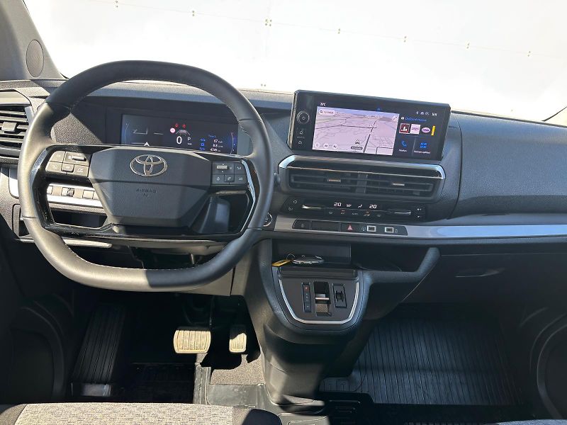 Toyota ProAce Verso 2,0 D-4D 8AT L2 Family Webasto - fotka 5 z 27