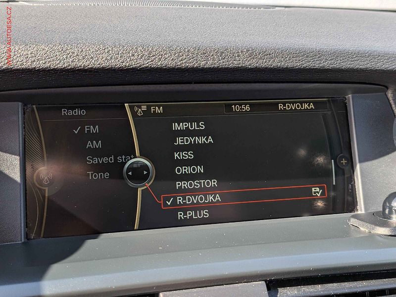 BMW X3 (2011) 2.0d xD, 2.maj, AT, navi - fotka 13 z 17