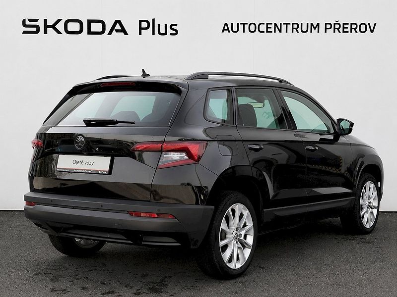 Škoda Karoq (2018) 1.5TSI 110kW DSG Style Pano Ků - fotka 2 z 35