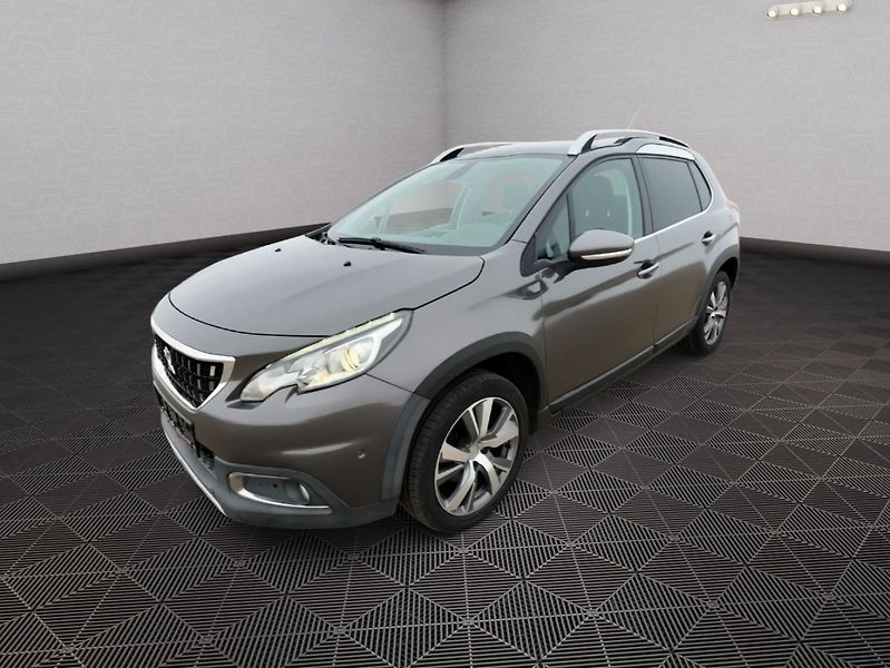 Peugeot 2008 (2016) 1.2 96kw Allure - fotka 3 z 25
