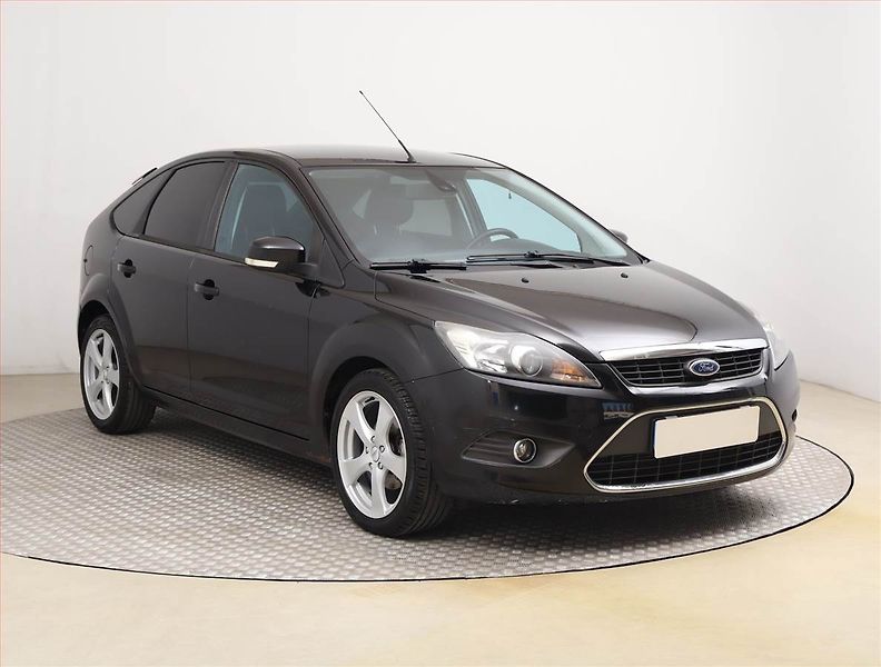 Ford Focus (2010) 1.6 TDCi, po STK, zamluveno - fotografie inzerátu