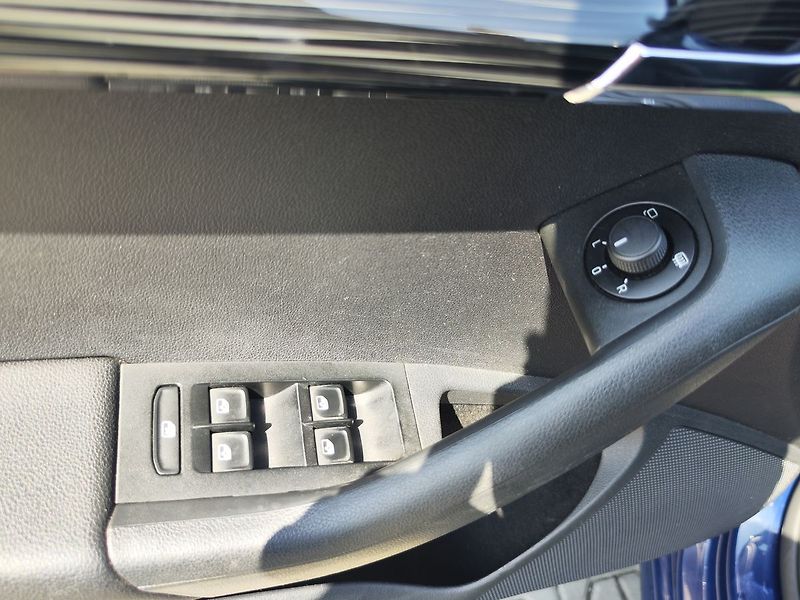 Škoda Octavia 2.0 TDI/110kW Style 4x4 - fotka 30 z 31
