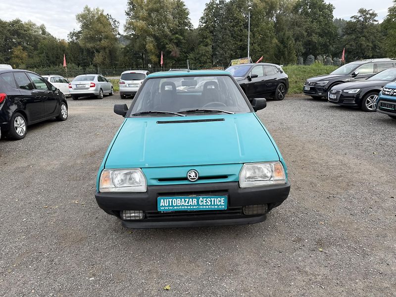 Škoda Favorit 135 - fotka 2 z 19