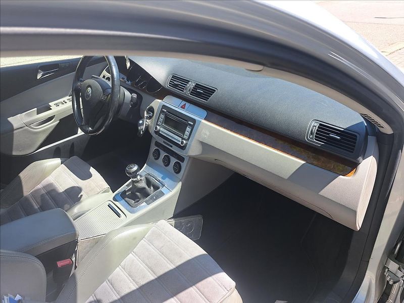 Volkswagen Passat 1,9 TDI - fotka 38 z 43