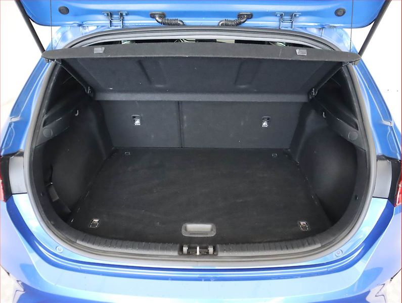 Kia Ceed (2018) 1.4 T-GDI, Serv.kniha - fotka 14 z 18