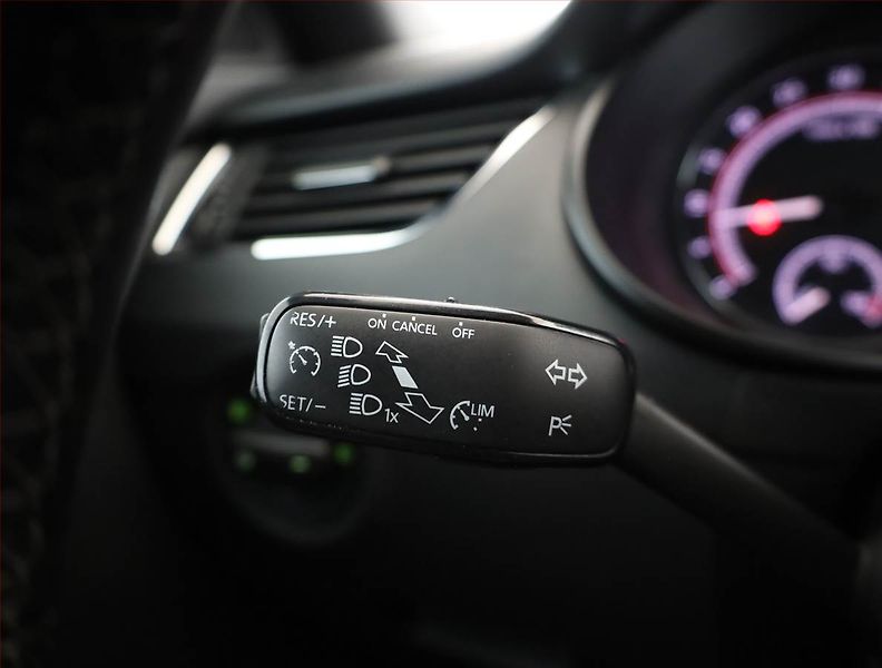 Škoda Octavia (2018) RS 2.0 TDI, Navi, Tempomat - fotka 19 z 21