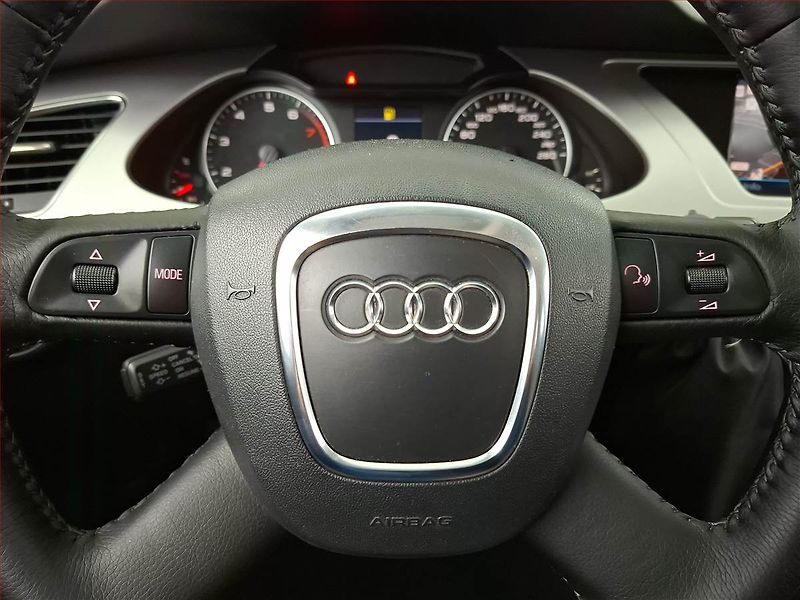 Audi A4 (2008) 2.0 TFSI, Navi, Xenony - fotka 18 z 20