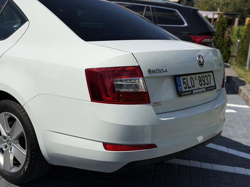 Škoda Octavia (2016) 1.2 tsi 81 kW  - fotka 9 z 19