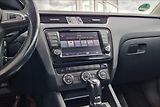 Škoda Octavia 2,0 TDI DSG KLIMA VÝHŘEV DIGI - náhled 22