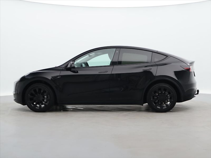 Tesla Model Y LR AWD sOH 92% 1.Maj DPH - fotka 4 z 32