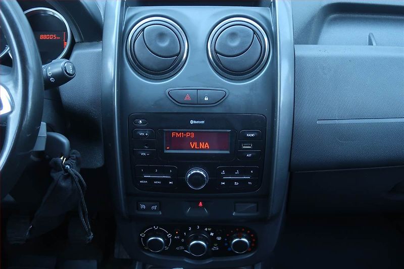 Dacia Duster (2017) 1.6 SCe, LPG, Serv.kniha - fotka 12 z 18
