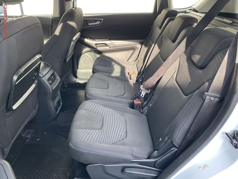 Ford S-MAX (2016) 2.0 TDCi, AC, tempo - fotka 10 z 18