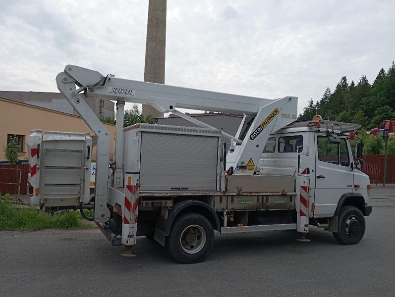 Mercedes-Benz (2009) vario 4x4 plošina - fotka 12 z 20
