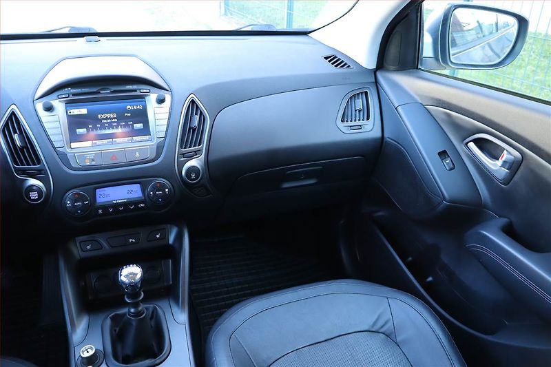 Hyundai ix35 (2014) 2.0 CRDi, 4X4, Serv.kniha - fotka 8 z 23