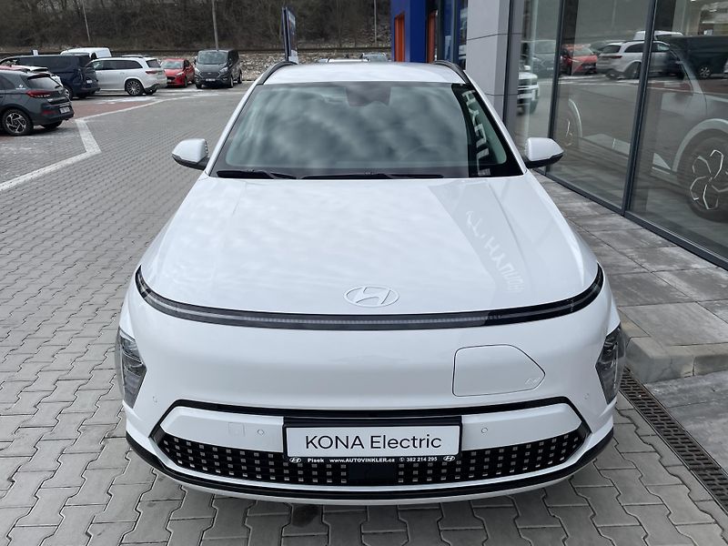 Hyundai Kona POWER 64,8 kWh CZECH EDITION - fotka 2 z 34