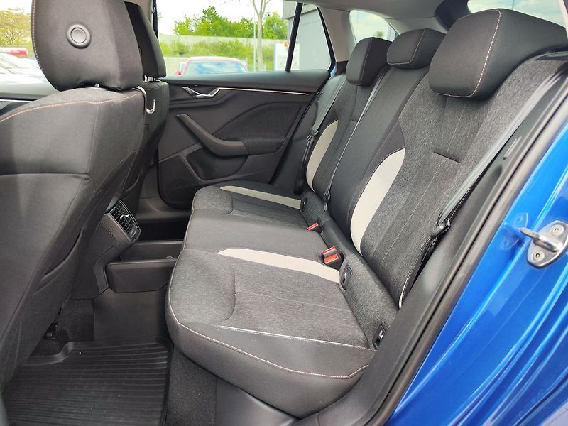 Škoda Scala 1.5 TSi/110kW Style DSG ČR - fotka 10 z 27