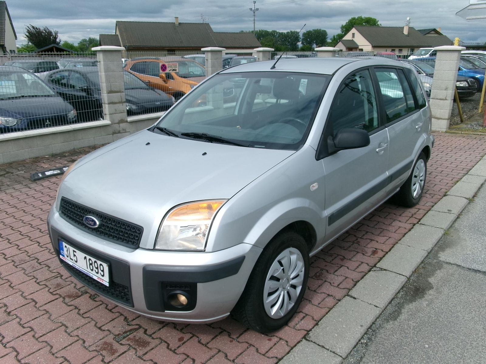 Ford Fusion 1,4 16V KLIMA ČR TAŽNÉ