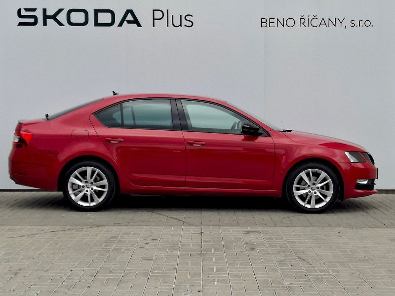 Škoda Octavia (2019) Ambition Plus 1,5TSi 110kW - fotka 10 z 33