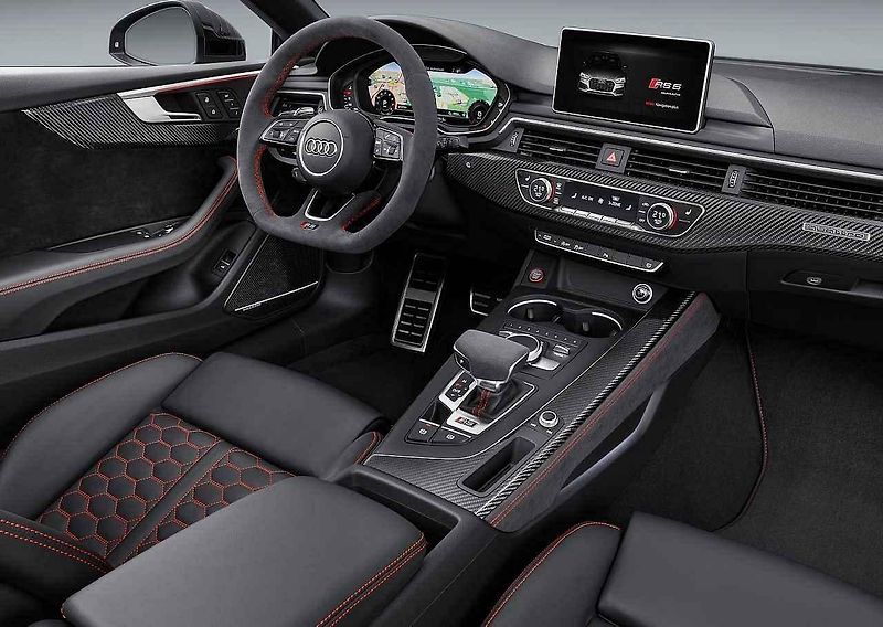 Audi RS 5 Coupé.