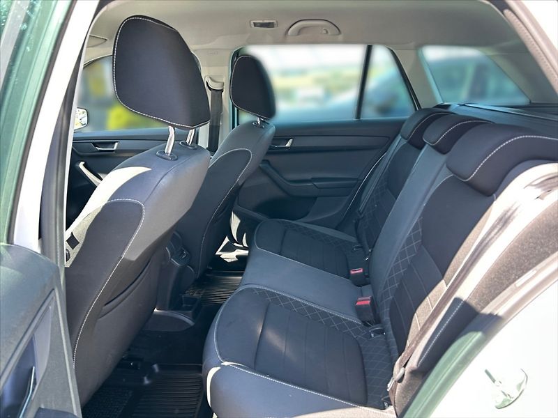 Škoda Fabia 1,0 TSI 70 Ambition - fotka 8 z 11