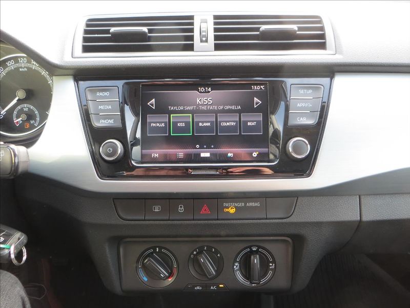 Škoda Fabia 1,0 TSI 70kW Ambition ČR TAŽNÉ - fotka 14 z 20
