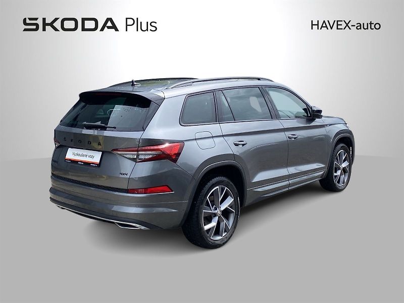 Škoda Kodiaq (2022) 2,0 TSI 4x4 DSG Sportline - fotka 7 z 45