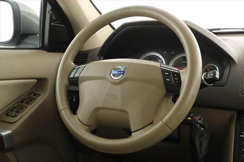 Volvo XC90 (2010) D5, 4X4, Automat, Kůže - fotka 8 z 21