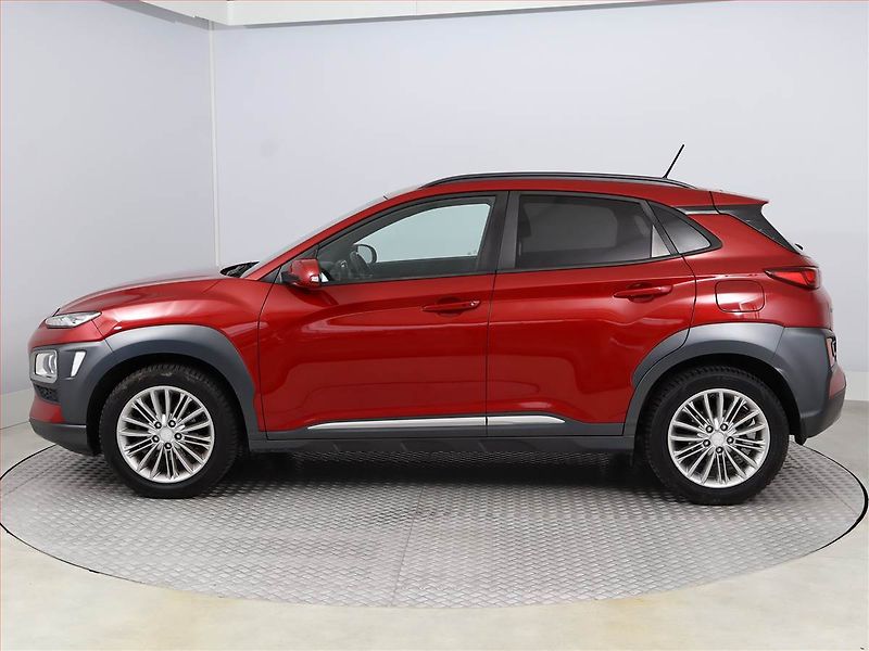 Hyundai Kona (2018) 1.0 T-GDI, Kůže, Tempomat - fotka 3 z 19