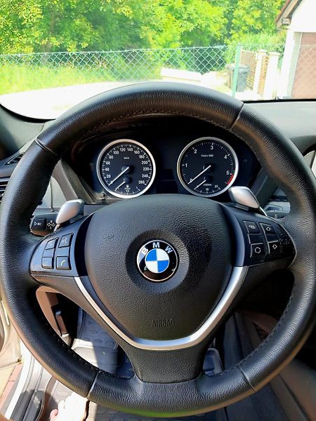 BMW X6 (2009) - fotka 15 z 24