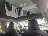Tesla Model Y RWD 220kw TZ SOH 93,6 % - náhled 44
