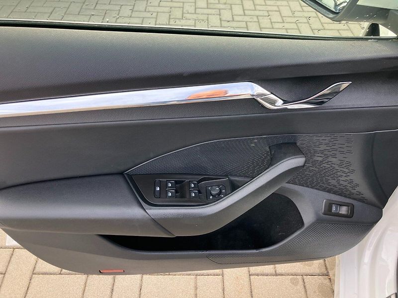 Škoda Octavia (2024) 2.0TDI STYLE NEHAVAROVANÉ - fotka 20 z 30